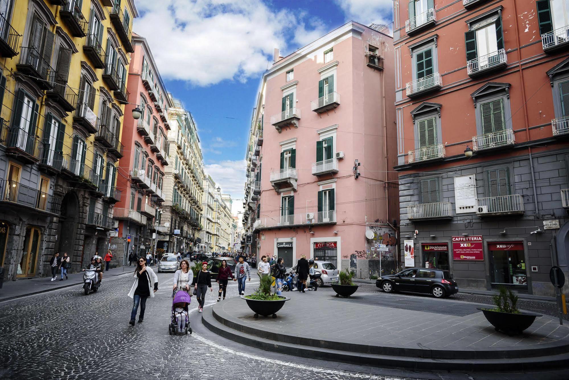 Le 4 Stagioni Centro 5* Napoli